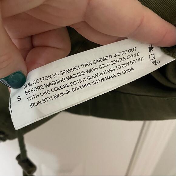 Ashley Sunrise Collection by 26 International Green Hooded Utility Jacket - Picture 2 of 4